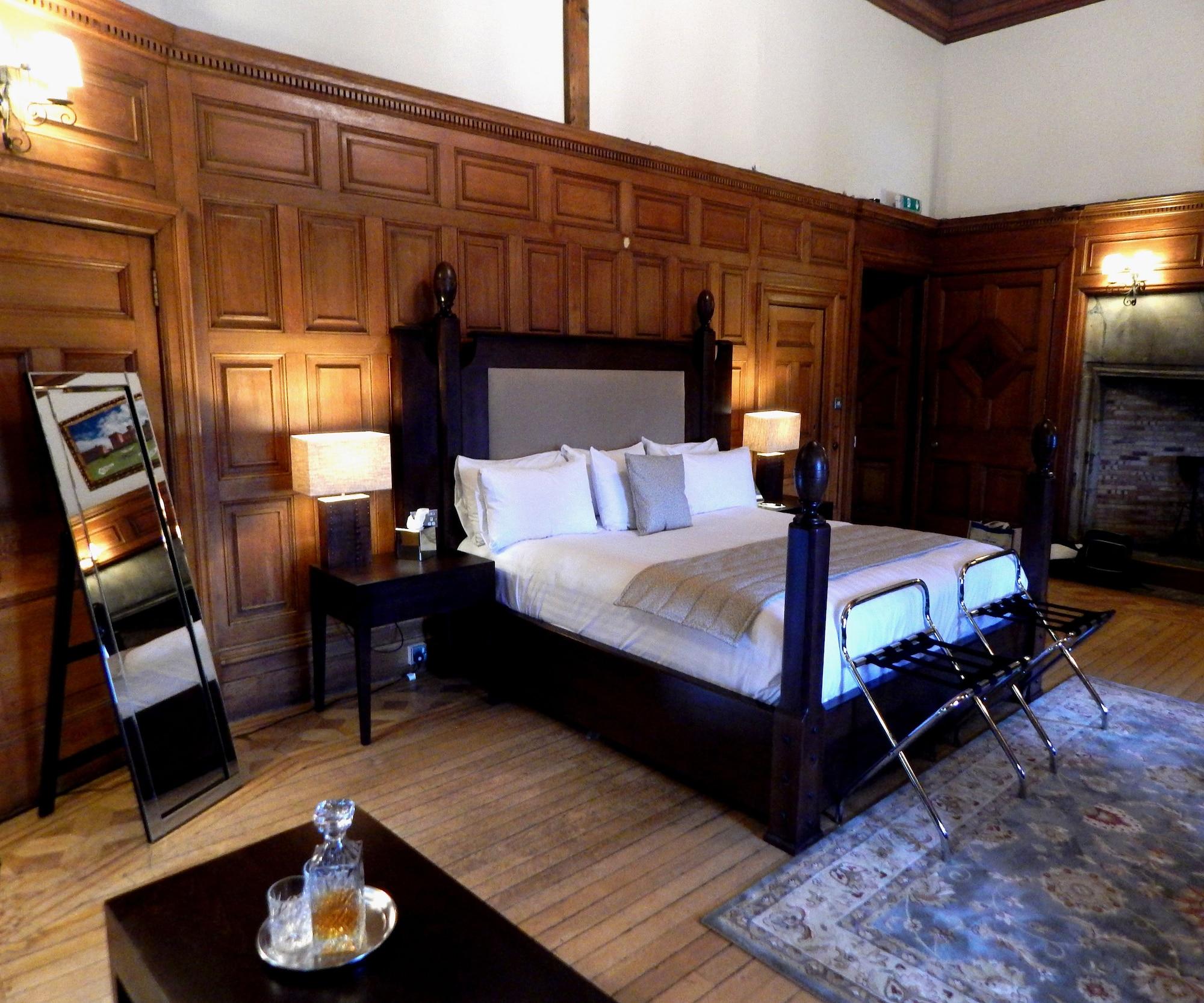 Tulloch Castle Hotel 'A Bespoke Hotel' Dingwall Dış mekan fotoğraf