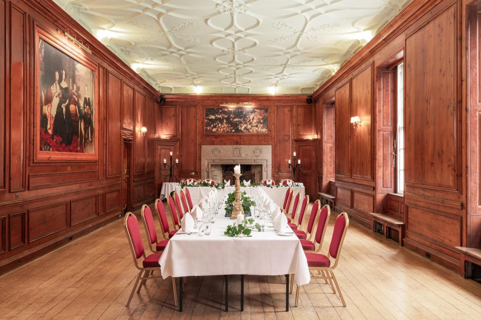 Tulloch Castle Hotel 'A Bespoke Hotel' Dingwall Dış mekan fotoğraf