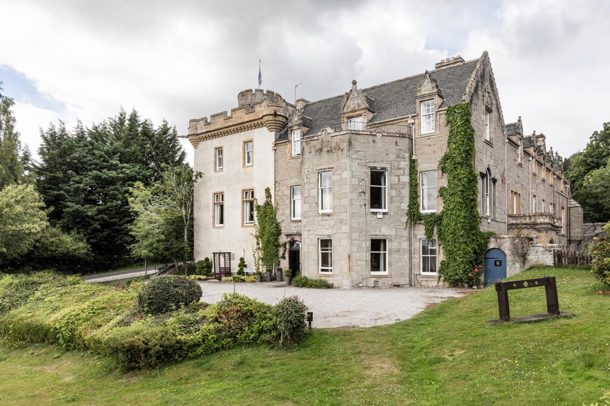 Tulloch Castle Hotel 'A Bespoke Hotel' Dingwall Dış mekan fotoğraf