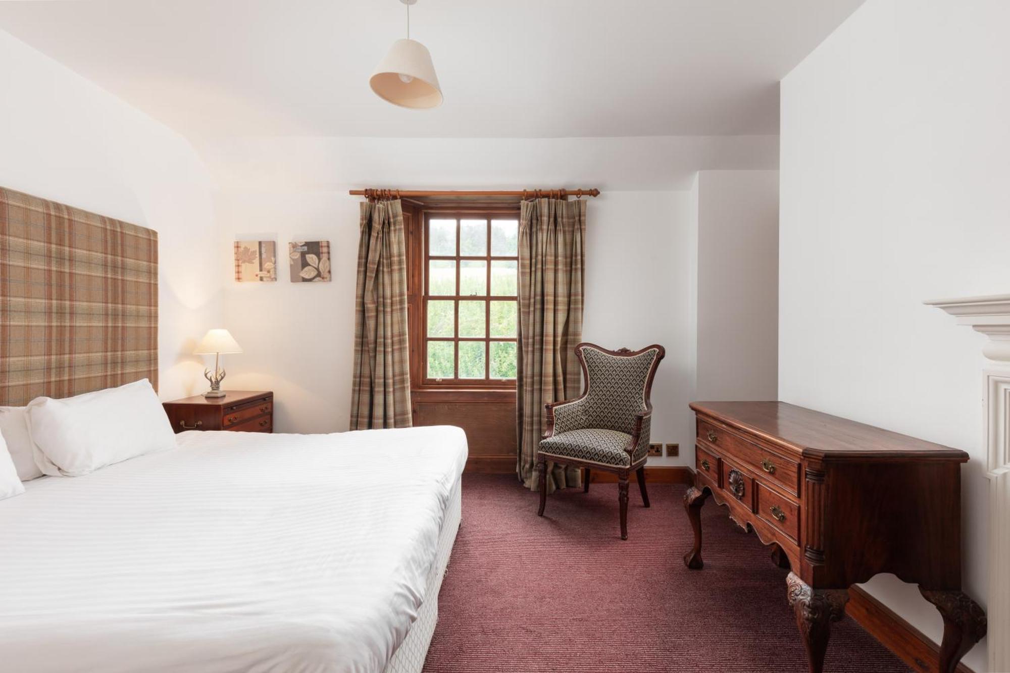 Tulloch Castle Hotel 'A Bespoke Hotel' Dingwall Dış mekan fotoğraf