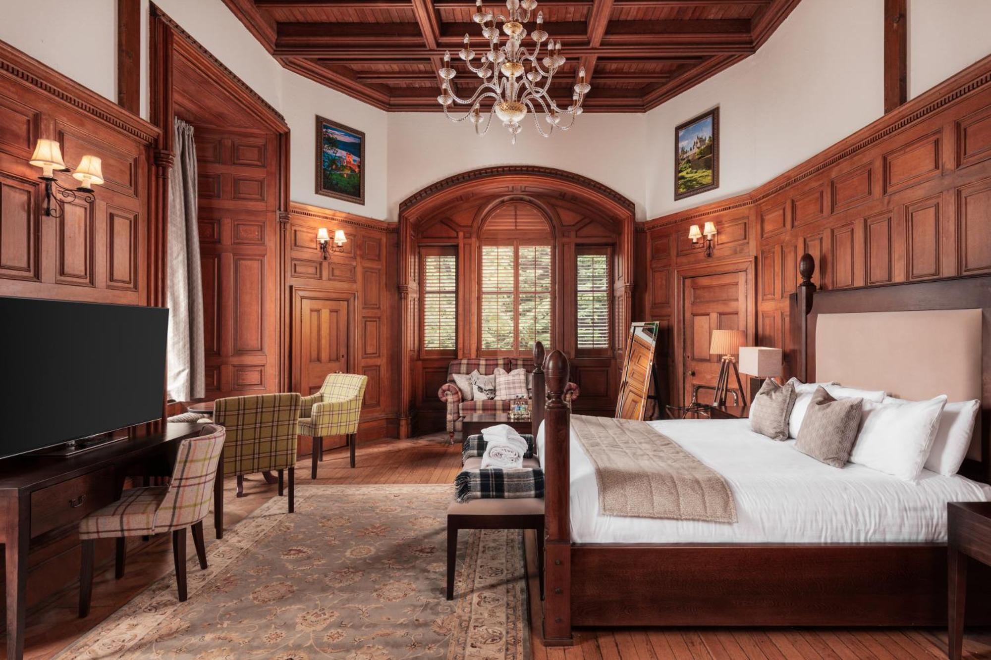 Tulloch Castle Hotel 'A Bespoke Hotel' Dingwall Dış mekan fotoğraf