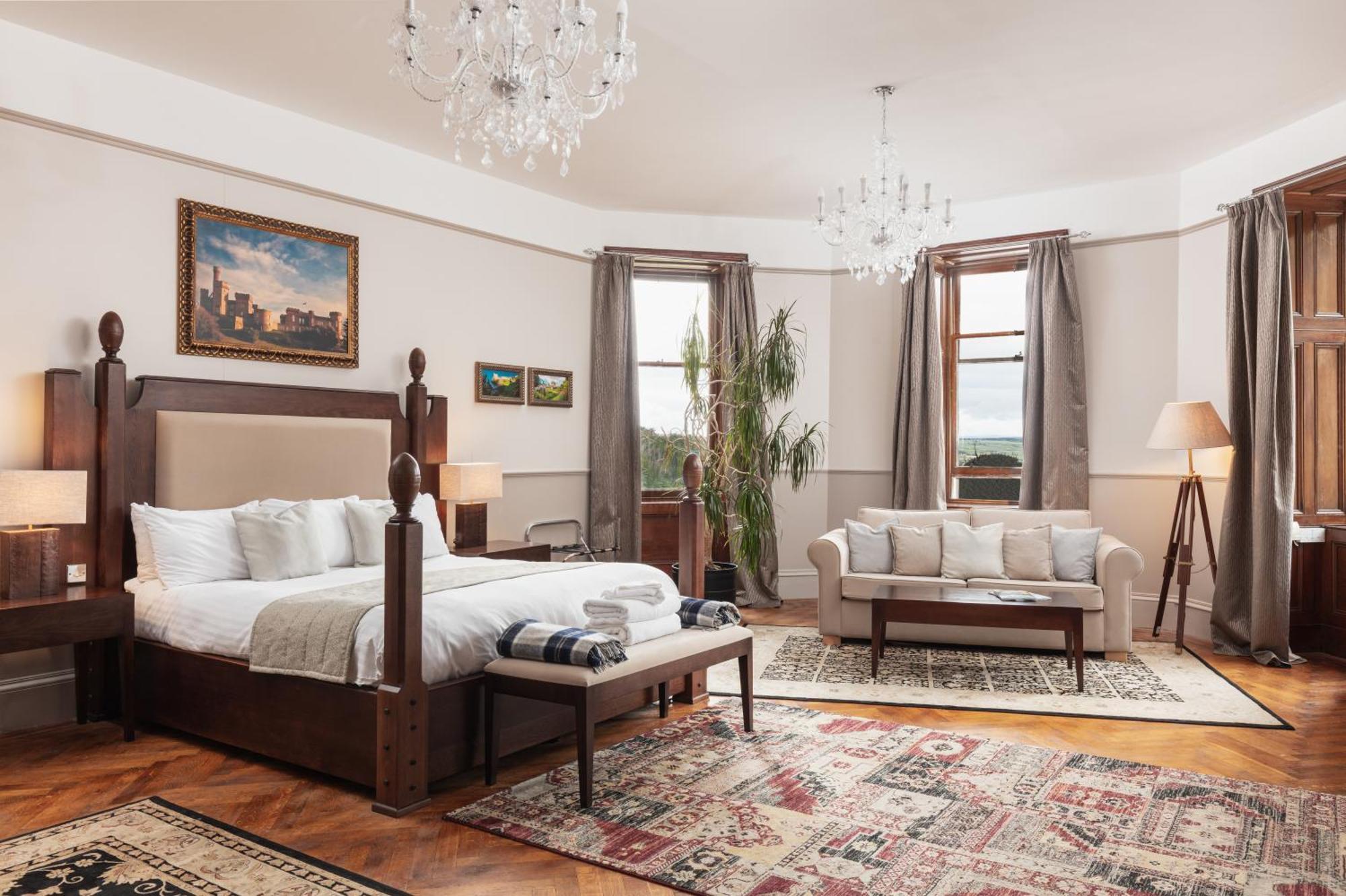 Tulloch Castle Hotel 'A Bespoke Hotel' Dingwall Dış mekan fotoğraf